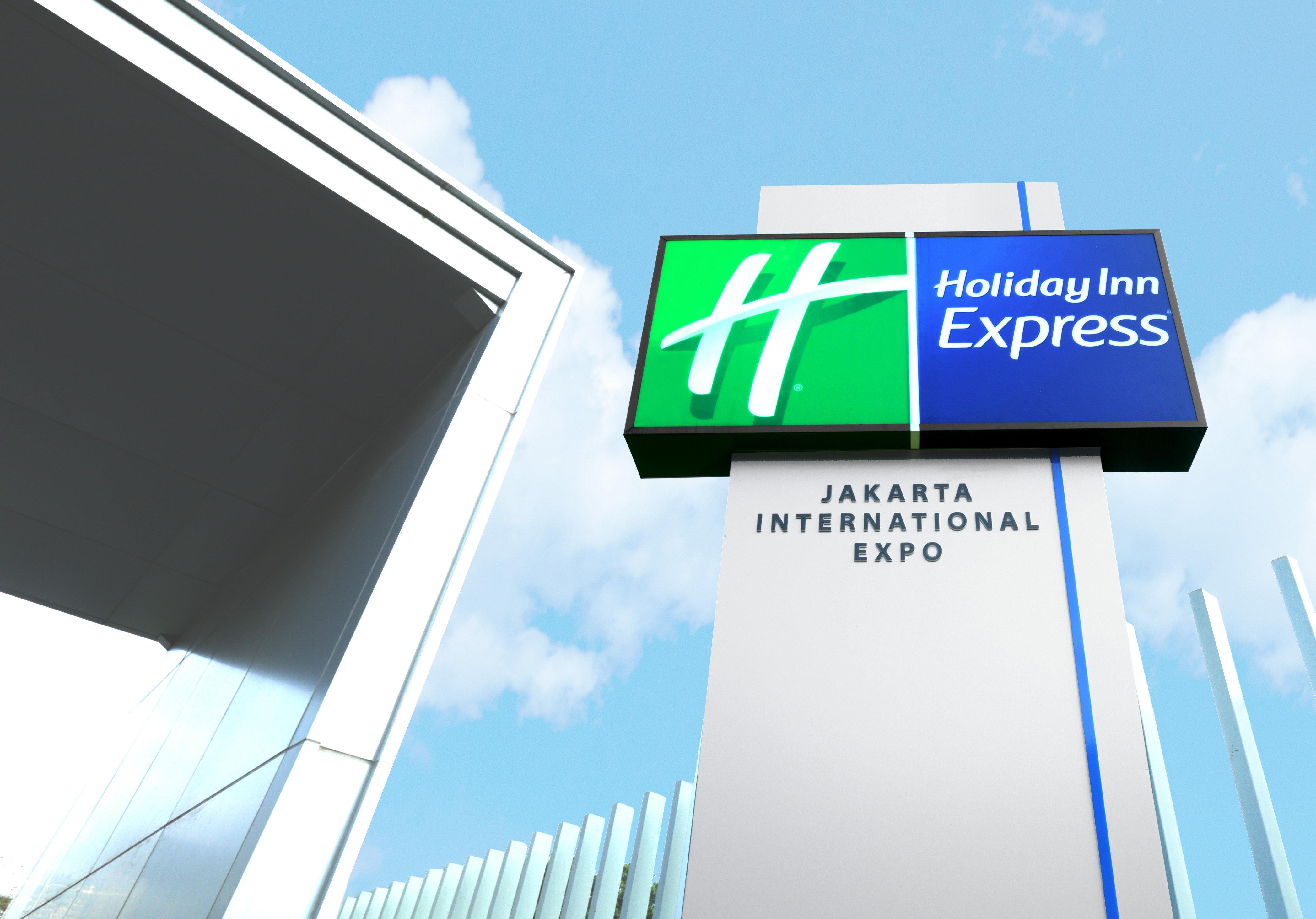 Holiday Inn Express Jakarta International Expo By Ihg Exterior foto